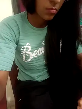 Snapshot of aushi_rajput chatting on 04/19/26, 03:55 aushi rajput online show from 04/19/26, 03:55