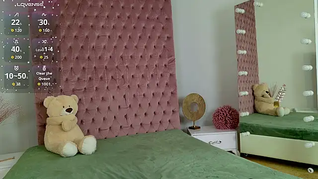 Eloises online show from 06/07/26, 07:23