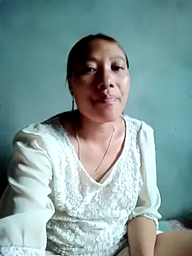 Snapshot of Leiley_98 chatting on 07/17/26, 05:03 Leiley 98 online show from 07/17/26, 05:03