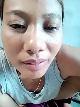 Snapshot of Leiley_98 chatting on 07/25/26, 02:42 Leiley 98 online show from 07/25/26, 02:42