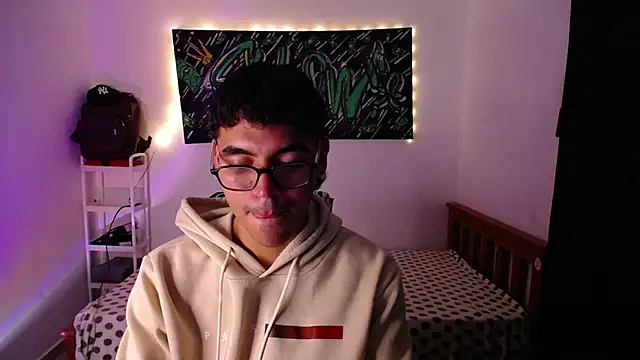 Snapshot of __TidalStormX chatting on 03/21/26, 07:35 TidalStormX online show from 03/21/26, 07:35