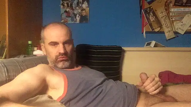 Snapshot of calvito_exotico chatting on 03/15/26, 08:48 calvito exotico online show from 03/15/26, 08:48