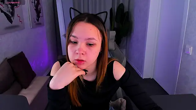 Snapshot of Lori_Bllossom chatting on 04/28/26, 12:31 Lori Bllossom online show from 04/28/26, 12:31