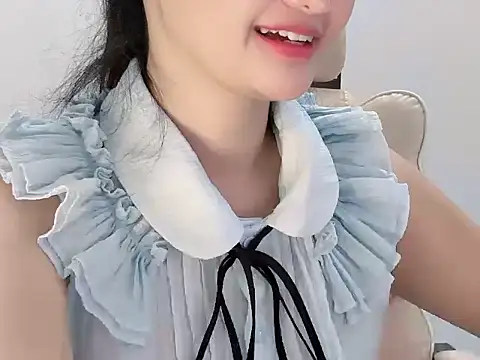 Snapshot of AmyLinee_1 chatting on 06/09/26, 03:40 AmyLinee 1 online show from 06/09/26, 03:40