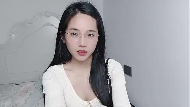 Snapshot of MIAOMIAO-666 chatting on 04/30/26, 01:17 MIAOMIAO-666 online show from 04/30/26, 01:17