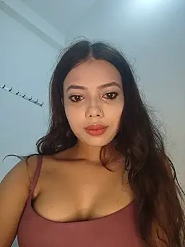 Snapshot of Candyy_crushh chatting on 07/01/26, 10:20 Candyy crushh online show from 07/01/26, 10:20