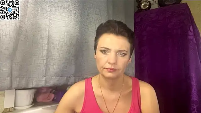 HotMamaQueen234 online show from 05/27/26, 07:11