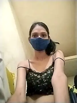 Snapshot of Sonam_y chatting on 04/23/26, 01:24 Sonam y online show from 04/23/26, 01:24