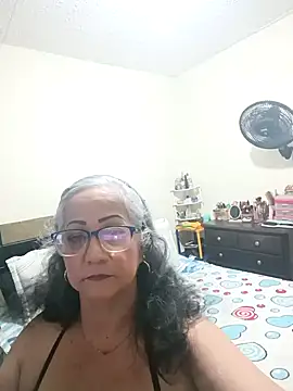 Snapshot of SamaraMichella chatting on 03/19/26, 12:58 SamaraMichella online show from 03/19/26, 12:58