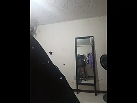 Snapshot of SamaraMichella chatting on 03/24/26, 01:54 SamaraMichella online show from 03/24/26, 01:54