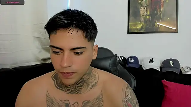 sweetlatinoboy online show from 03/16/26, 02:54