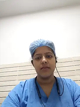 Snapshot of Rainy_Royal chatting on 03/22/26, 11:46 Rainy Royal online show from 03/22/26, 11:46