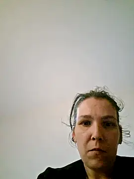 DeaEvy online show from 03/26/26, 03:39