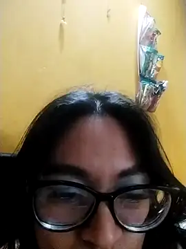 LatinSquirtBaby online show from 05/17/26, 08:16