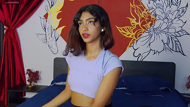 Hottie Veronica online show from 05/11/26, 08:06