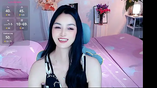 Evelyn-007 online show from 04/23/26, 12:29