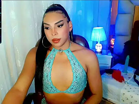 Snapshot of big_sexy_girl01 chatting on 05/09/26, 01:38 big sexy girl01 online show from 05/09/26, 01:38
