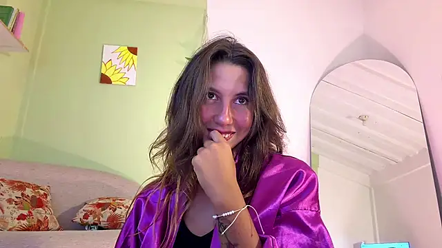 Snapshot of Julieta_Jol chatting on 08/03/26, 02:44 Julieta Jol online show from 08/03/26, 02:44