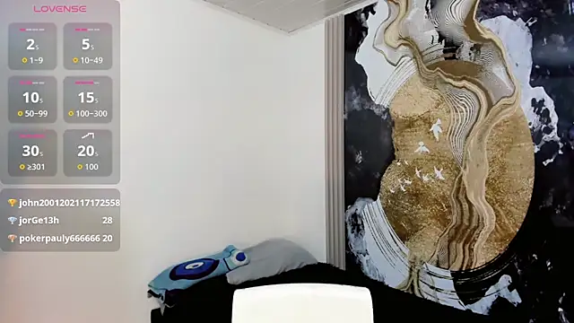 Tiffany Velanyer   online show from 05/26/26, 03:35