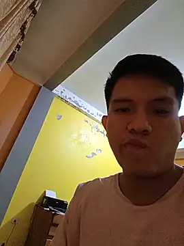 andreeww8989 online show from 05/13/26, 03:59