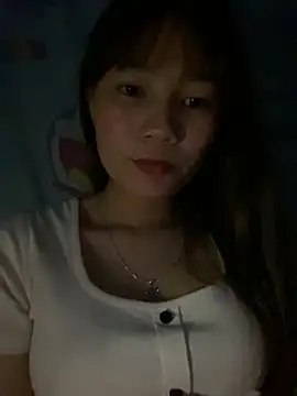 Snapshot of -Eidieea- chatting on 03/20/26, 02:33 -Eidieea- online show from 03/20/26, 02:33