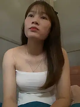 Snapshot of -Eidieea- chatting on 03/30/26, 02:45 -Eidieea- online show from 03/30/26, 02:45
