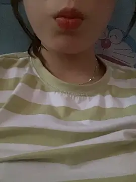 Snapshot of -Eidieea- chatting on 04/06/26, 08:26 -Eidieea- online show from 04/06/26, 08:26