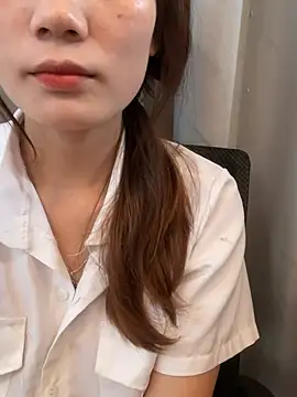 Snapshot of -Eidieea- chatting on 05/14/26, 12:06 -Eidieea- online show from 05/14/26, 12:06