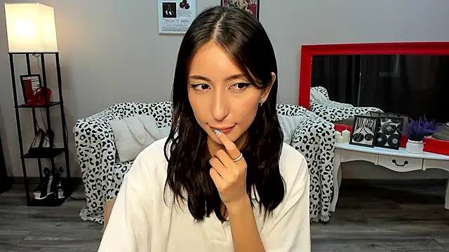 DanaRoges online show from 06/05/26, 06:52