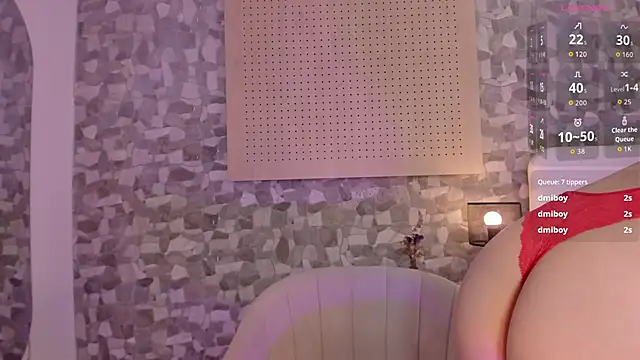 violeta hills  online show from 05/11/26, 04:04