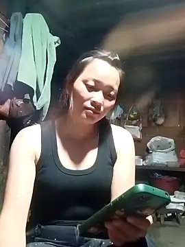 Snapshot of Phuongmyy chatting on 04/03/26, 03:10 Phuongmyy online show from 04/03/26, 03:10