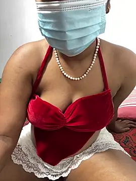 Snapshot of honeyi_babe chatting on 06/20/26, 02:53 honeyi babe online show from 06/20/26, 02:53