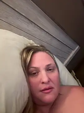 1SexyQueen online show from 06/17/26, 04:15