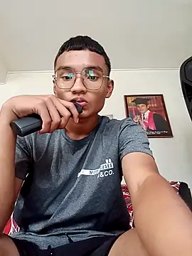 Snapshot of xxangel_x03 chatting on 03/17/26, 09:29 xxangel x03 online show from 03/17/26, 09:29