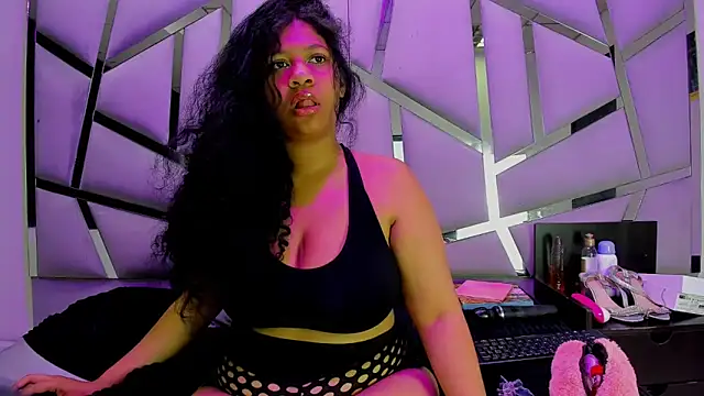 taty sexxx online show from 06/06/26, 02:22