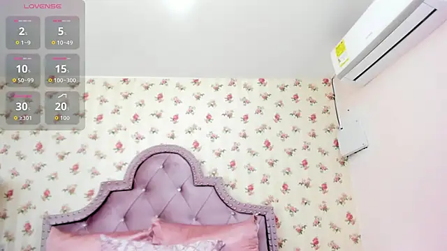 crystal watson0 online show from 06/16/26, 02:41