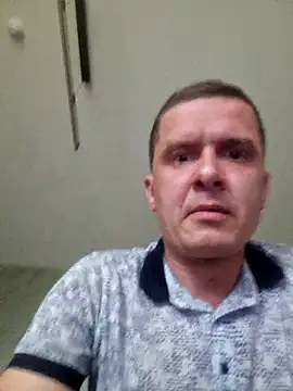 Snapshot of nezinau34 chatting on 07/22/26, 03:04 nezinau34 online show from 07/22/26, 03:04