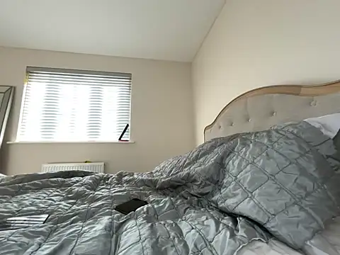 Lola RaeX online show from 06/08/26, 06:08