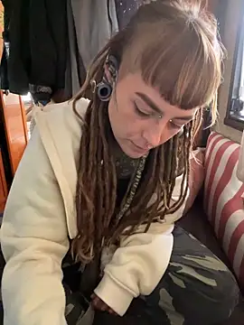 HornyHippy1 online show from 05/05/26, 08:33