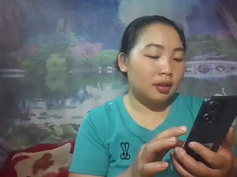 Huemy098 online show from 04/22/26, 01:56