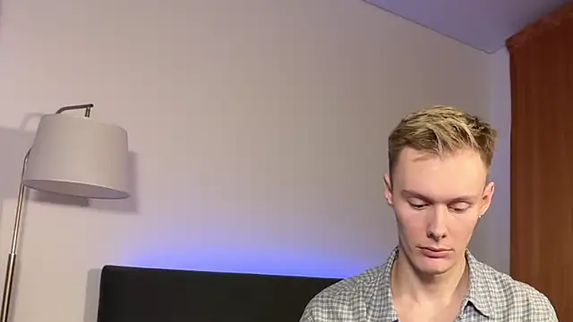 Snapshot of Matt1Riley chatting on 03/24/26, 07:30 Matt1Riley online show from 03/24/26, 07:30