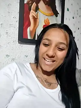 Snapshot of caneela chatting on 03/30/26, 01:39 caneela online show from 03/30/26, 01:39