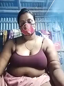 Snapshot of V-Hot-sweet-V chatting on 03/25/26, 06:58 V-Hot-sweet-V online show from 03/25/26, 06:58