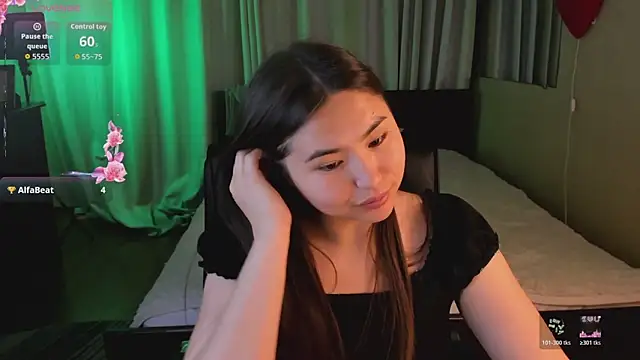 IceIcebabe  online show from 06/28/26, 01:11