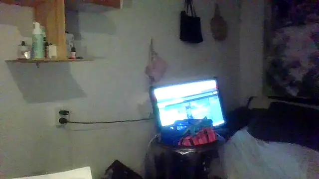 Snapshot of Anna-Cash chatting on 07/02/26, 03:23 Anna-Cash online show from 07/02/26, 03:23
