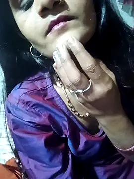 Snapshot of Sexy-Riya chatting on 03/21/26, 06:11 Sexy-Riya online show from 03/21/26, 06:11