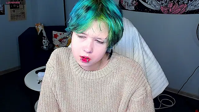 Snapshot of LittleKittenStar chatting on 03/24/26, 03:00 LittleKittenStar online show from 03/24/26, 03:00