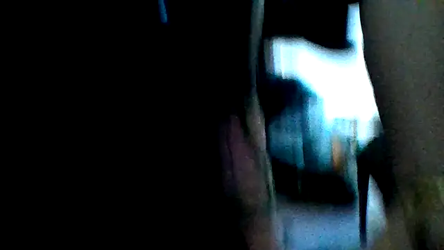 Snapshot of riotstarter187 chatting on 03/28/26, 06:40 riotstarter187 online show from 03/28/26, 06:40