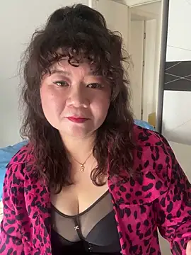 juzi198 online show from 04/10/26, 02:39