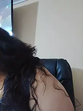 AvaRyd online show from 06/25/26, 05:07